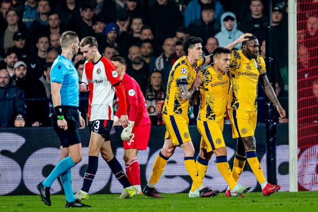 A Rotterdam decidono Thuram e Lautaro, l'Inter ipoteca i quarti