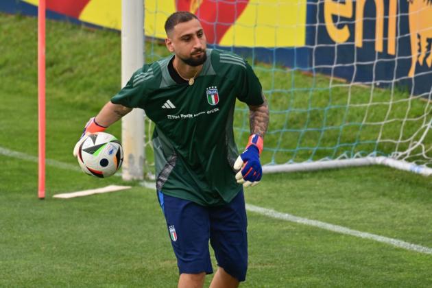 Donnarumma saluta Parigi "Hanno deciso che sono fuori dal gruppo"