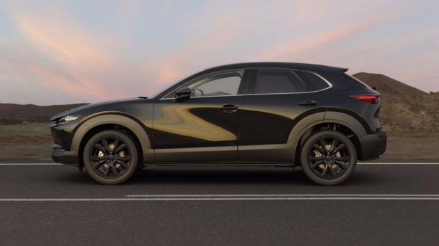 Mazda lancia "Black is the new Black"