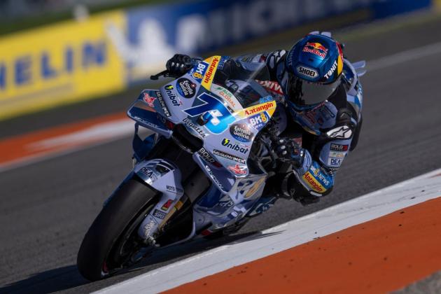 Alex Marquez vince la sprint a Valencia, sul podio Di Giannantonio