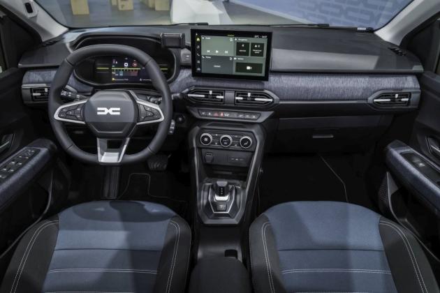 Nuove Dacia Sandero e Sandero Stepway, migliorato il design interno