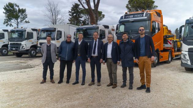 Toto Costruzioni rinnova la flotta, 52 camion Volvo per le grandi opere