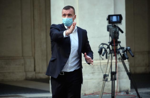 Casalino attacca Renzi