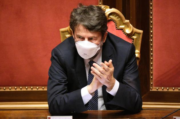 Commissione inchiesta Covid, Pd con Azione e +Eu: "Disertiamola, rischio tribunale politico"; FdI: "Temono si sappia la verità"
