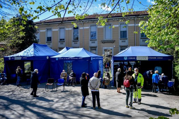 Lombardia: vaccini Covid over 75 da oggi
