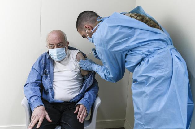 Vaccini in Italia oggi: arrivati a quota 15 milioni: "Immunità di gregge vicina"