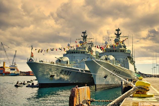 Brexit, guerra della pesca tra Francia e Inghilterra: schierate navi da guerra