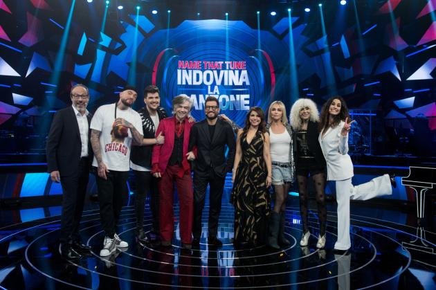 Name That Tune vincitore finale ieri sera 12 maggio: nessun dubbio, i campioni sono loro!