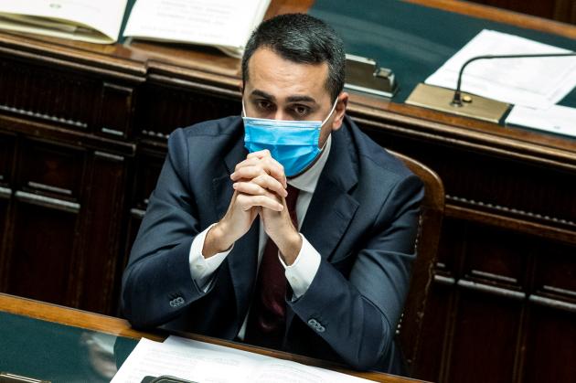 Coprifuoco, Di Maio perde consensi e si sveglia: "Bisogna toglierlo subito"