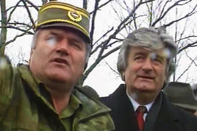 Ratko Mladic e Radovan Karadzic