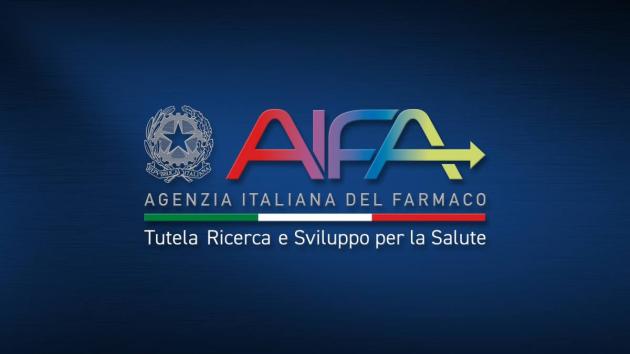 Vaccino AstraZeneca ai giovani, Aifa: "Responsabilità spetta a ministero"