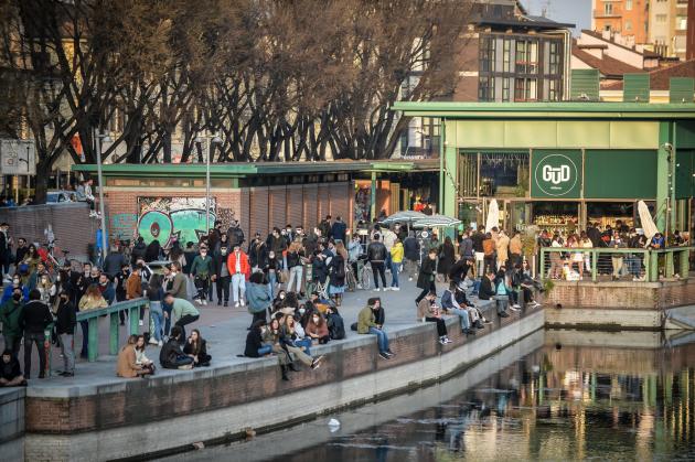 Covid, variante Delta: aumentano i casi in Lombardia. Cosa sappiamo 