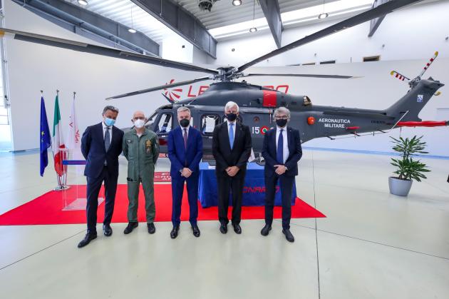Leonardo, al via consegna dell'elicottero HH-139B all'Aeronautica Militare
