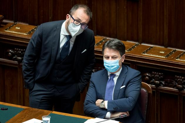 Riforma Giustizia e Prescrizione, M5s dice sì ma Conte e Bonafede ora si sfilano