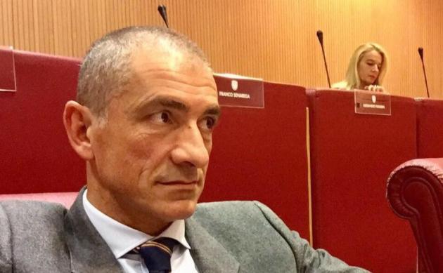 Il sottosegretario alla salute Andrea Costa