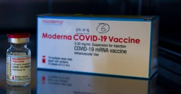 Vaccini Pfizer e Moderna, Aifa: "Casi molto rari di miocardite dopo somministrazione"