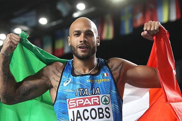 Tokyo 2021, Jacobs segna il nuovo record italiano: batteria da 100 in 9''94 