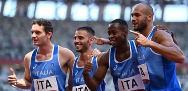 Tokyo 2021, Jacobs segna il nuovo record italiano: batteria da 100 in 9''94 