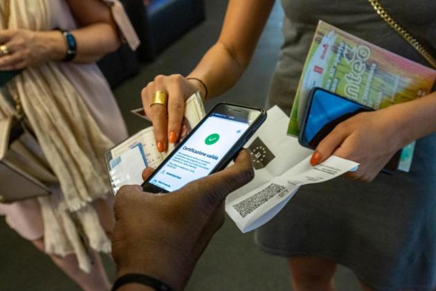 Green pass controlli, Garante smentisce Lamorgese: sì ai ristoratori 'poliziotti'