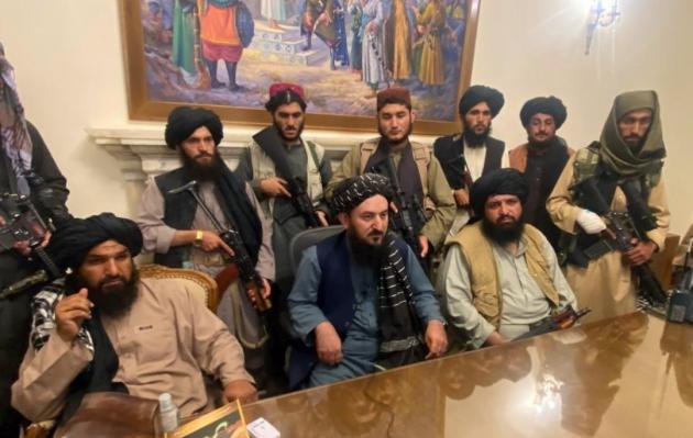 Afghanistan, Talebani: "Tuteleremo i diritti delle donne, nessuna discriminazione"