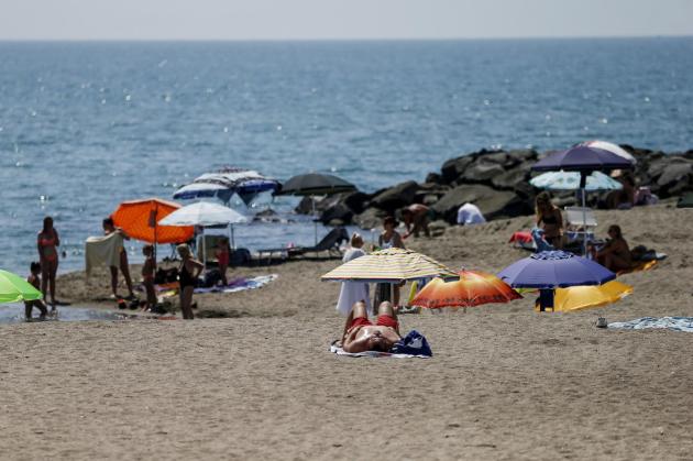 Covid, Rt ancora in calo: tutta l'Italia resta in zona bianca 