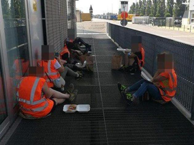 Ikea, Green pass al lavoro senza eccezioni: in decine costretti a pranzare fuori
