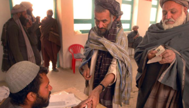 Kabul, talebani celebrano il ritiro Usa: "Vittoria di tutti noi"