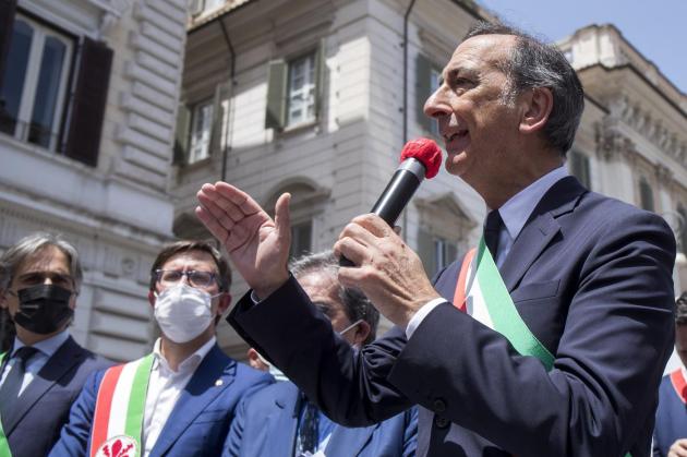 Elezioni Milano, Sala contro Bernardo: "I neofascisti voteranno per lui"