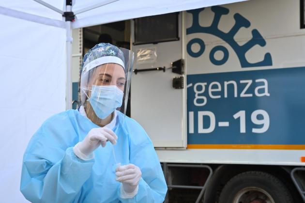 Vaccino gratis ma tamponi a pagamento: un danno erariale argomento per la Corte dei Conti