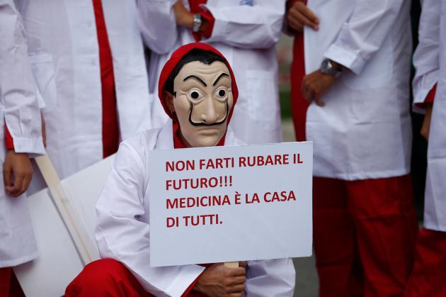 Green pass obbligatorio, per il Consiglio Stato il certificato è "legittimo e non viola privacy"