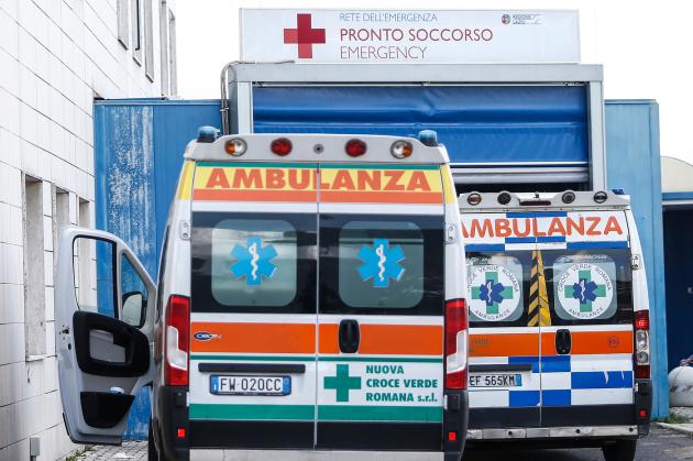 Modena, anziana entra nel cortile sbagliato e muore sbranata da due cani 