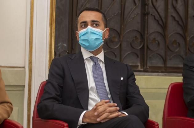 Green pass, Di Maio si riscopre pro-vax: "Dire no serve a rallentare ripresa"