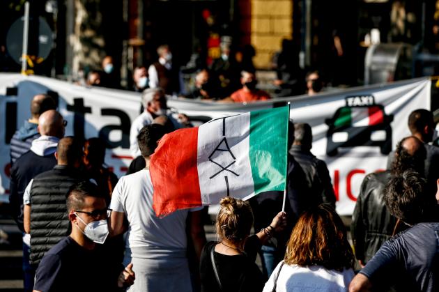 Sciopero taxi 22 ottobre: "Basta far finta di nulla e lasciare settore in  ginocchio"