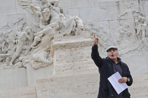Enrico Montesano
