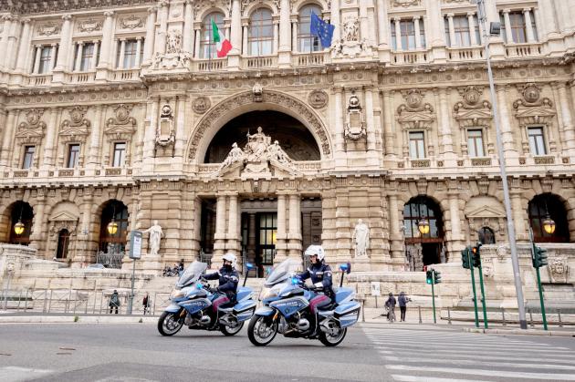 Buono pasto nella Pubblica Amministrazione: la Cassazione lo riconosce anche ai turnisti senza orario spezzato