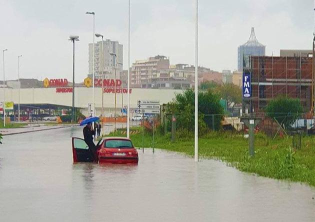 Nubifragio in Sardegna, allagamenti nel cagliaritano: disperso un anziano