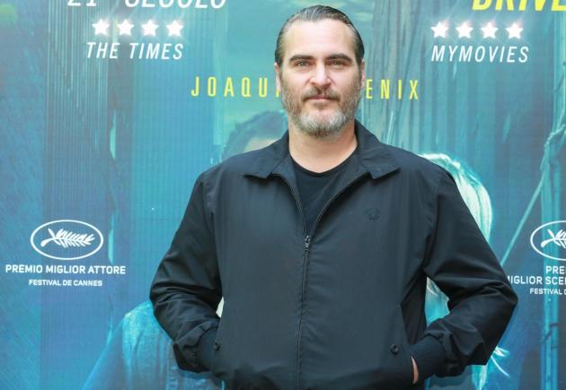 Chi &egrave; Joaquin Phoenix, attore del film Joker: et&agrave;, carriera, fratello, oscar e film