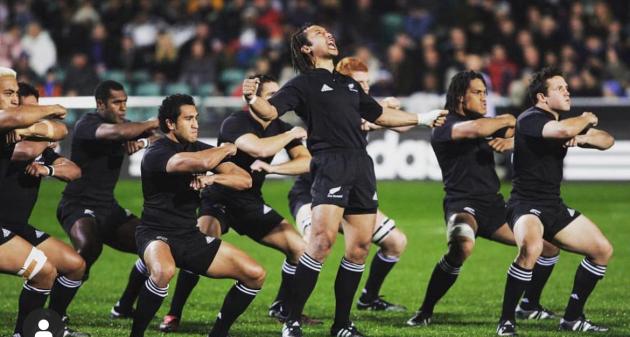 Covid, danza cerimoniale usata per manifestare in Nuova Zelanda: la trib&ugrave; Maori non ci sta