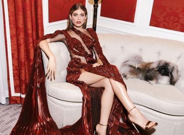 Chi è Valentina Sampaio, modella transgender di Armani: storia, fisico e fidanzato 