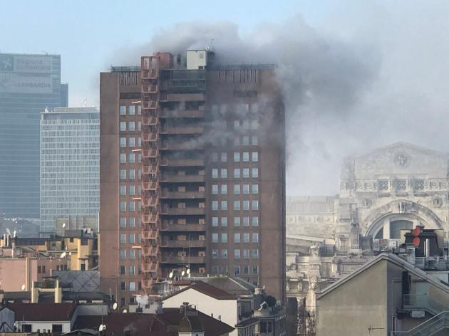 Hotel Michelangelo a fuoco