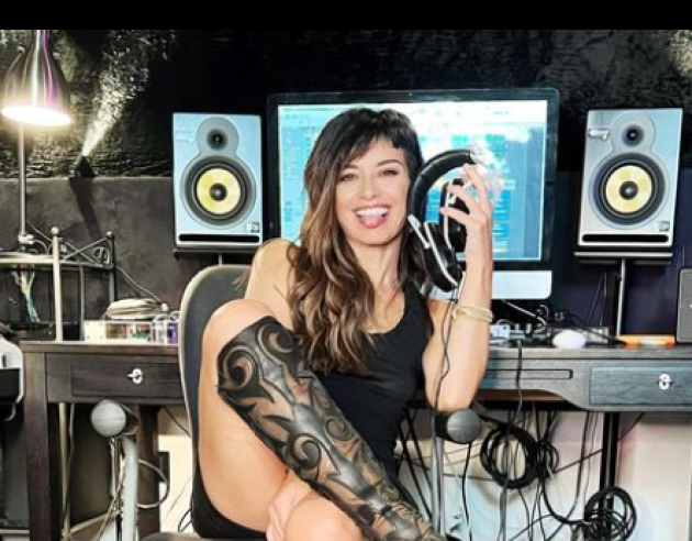 Dolcenera, chi è: età, canzoni, nome vero, marito, figli, Instagram 