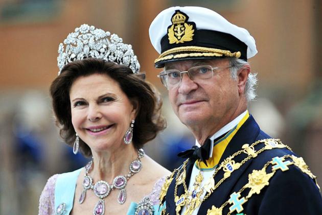 Covid, positivi il re di Svezia Carlo XVI Gustavo e la regina Silvia: erano già vaccinati