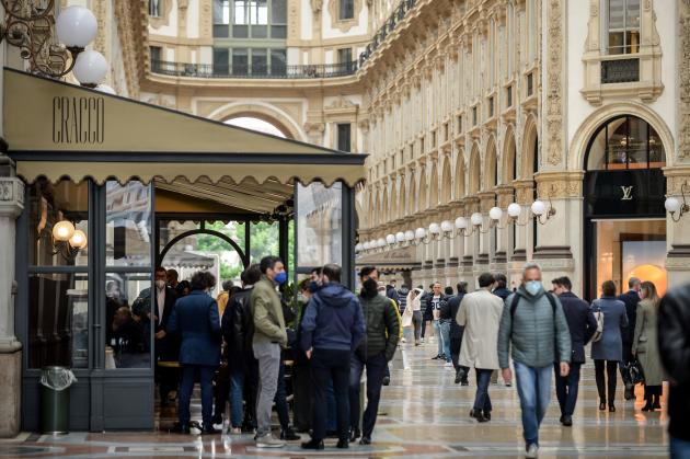 Covid come l'influenza? Il parere degli esperti: "Basta con l'eccessivo allarmismo" 
