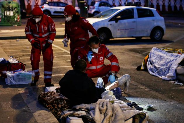Covid e povertà, il report di Oxfam mostra la disuguaglianza generata dalla pandemia