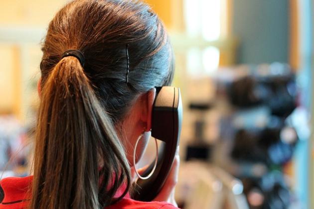 Call center, nuove regole per bloccare chiamate su cellulare e telefono fisso