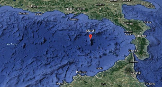 Vulcano sottomarino anche nel Mar Tirreno, Ingv: "Può rappresentare un pericolo"