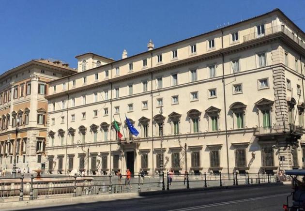 Decreto sostegni, Cdm dà il via libera: ci sono anche misure contro il caro bollette