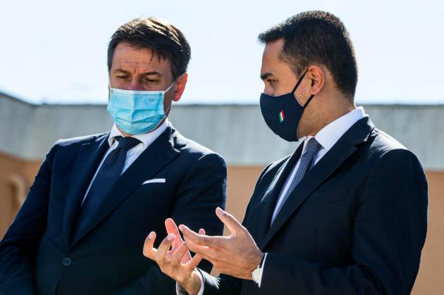 Quirinale, scoppia la guerra tra Conte e Di Maio: la "mossa Mattarella" fa infuriare l'ex Premier