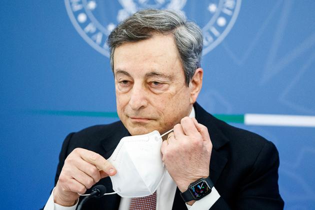 Mario Draghi entra in politica? Il premier lo esclude: ora che il Colle è sfumato è meglio evitare "l'effetto Monti"