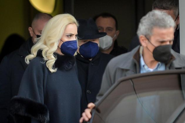Chi è Marta Fascina, da fidanzata a moglie di Berlusconi: età, altezza, fisico e figli